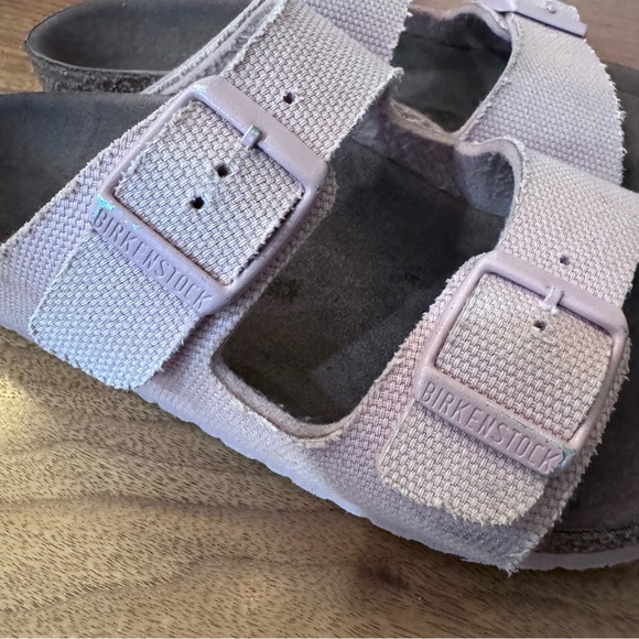 Birkenstock Arizona Vegan Soft Pink Canvas Kid Sandals. Size 31 (Kid’s 13-13.5) - Picture 6 of 16
